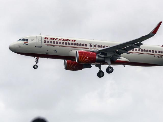 Air India ने Baggage मिलने में देरी पर गहरा खेद जताया, लोकल सर्किल्स के संस्थापक Sachin Taparia ने की शिकायत