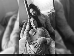Richa Chadha's Stunning Pics From Maternity Shoot With Ali Fazal: "May We Bring Forth A Child Of Compassion" Richa Chadha's Stunning Pics From Maternity Shoot With Ali Fazal: "May We Bring Forth A Child Of Compassion"
