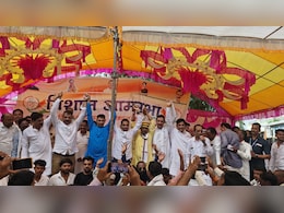 Amarwara Assembly Bypoll: चुनावी रण में पटवारी की फिसली जुबान, अपने ही प्रत्याशी को बताया भ्रष्ट, फिर हुआ ये.. Amarwara Assembly Bypoll: चुनावी रण में पटवारी की फिसली जुबान, अपने ही प्रत्याशी को बताया भ्रष्ट, फिर हुआ ये..