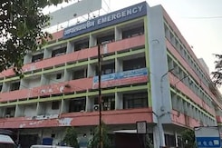 Attacker Finds Patient, Shoots Him At Delhi Hospital Attacker Finds Patient, Shoots Him At Delhi Hospital