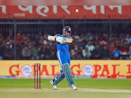 Yashasvi Jaiswal: यशस्वी जायसवाल का इंटरनेशनल क्रिकेट में धमाका, हिटमैन को पछाड़ कर विश्व क्रिकेट में मचाई खलबली