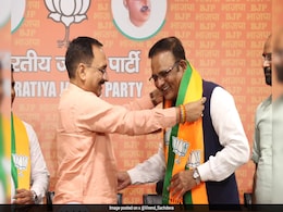 "Arvind Kejriwal Cheated Dalits": Ex AAP MLA Raaj Kumar Anand, Wife Join BJP "Arvind Kejriwal Cheated Dalits": Ex AAP MLA Raaj Kumar Anand, Wife Join BJP