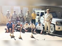 सीकर में अवैध रूप से संचालित हुक्का बार के खिलाफ कार्रवाई, 12 लोग गिरफ्तार; एक थार गाड़ी भी सीज सीकर में अवैध रूप से संचालित हुक्का बार के खिलाफ कार्रवाई, 12 लोग गिरफ्तार; एक थार गाड़ी भी सीज