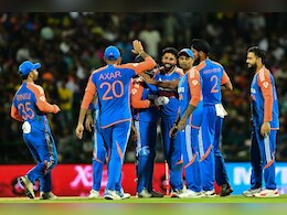 IND vs SL: 'ये नंबर 1 यारी है', श्रीलंका के खिलाफ वनडे सीरीज से पहले फैंस के बीच तस्वीर ने मचाई खलबली IND vs SL: 'ये नंबर 1 यारी है', श्रीलंका के खिलाफ वनडे सीरीज से पहले फैंस के बीच तस्वीर ने मचाई खलबली