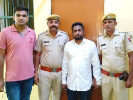 खुद को IRS अफसर बताकर पुलिस अधिकारी को किया फोन, एक गलती से खुला राज तो पुलिस ने पकड़ा