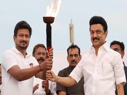 तमिलनाडु में मुख्यमंत्री स्टालिन के बेटे उदयनिधि बने डिप्टी सीएम, कैबिनेट में हुआ फेरबदल तमिलनाडु में मुख्यमंत्री स्टालिन के बेटे उदयनिधि बने डिप्टी सीएम, कैबिनेट में हुआ फेरबदल