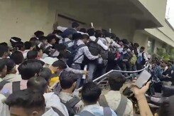 Railing Collapses As 1,800 Aspirants Turn Up For 10 Jobs In Gujarat Railing Collapses As 1,800 Aspirants Turn Up For 10 Jobs In Gujarat