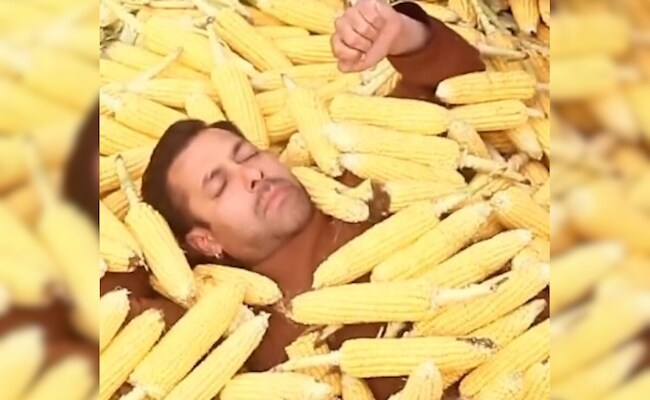 Bajrangi Bhaijaan Clocks 9: Salman Khan Films Shares Special BTS Moments