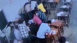 दबोह डिग्री कॉलेज में सामूहिक नकल का वीडियो आया था सामने, दो क्लर्क समेत केंद्राध्यक्ष दिनेश कुमार निलंबित