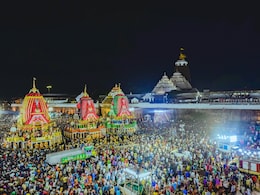 भगवान जगन्नाथ ने क्यों धारण किया था गजानन वेश, जानिए ज्योतिषाचार्य से इसके पीछे की रोचक कथा भगवान जगन्नाथ ने क्यों धारण किया था गजानन वेश, जानिए ज्योतिषाचार्य से इसके पीछे की रोचक कथा