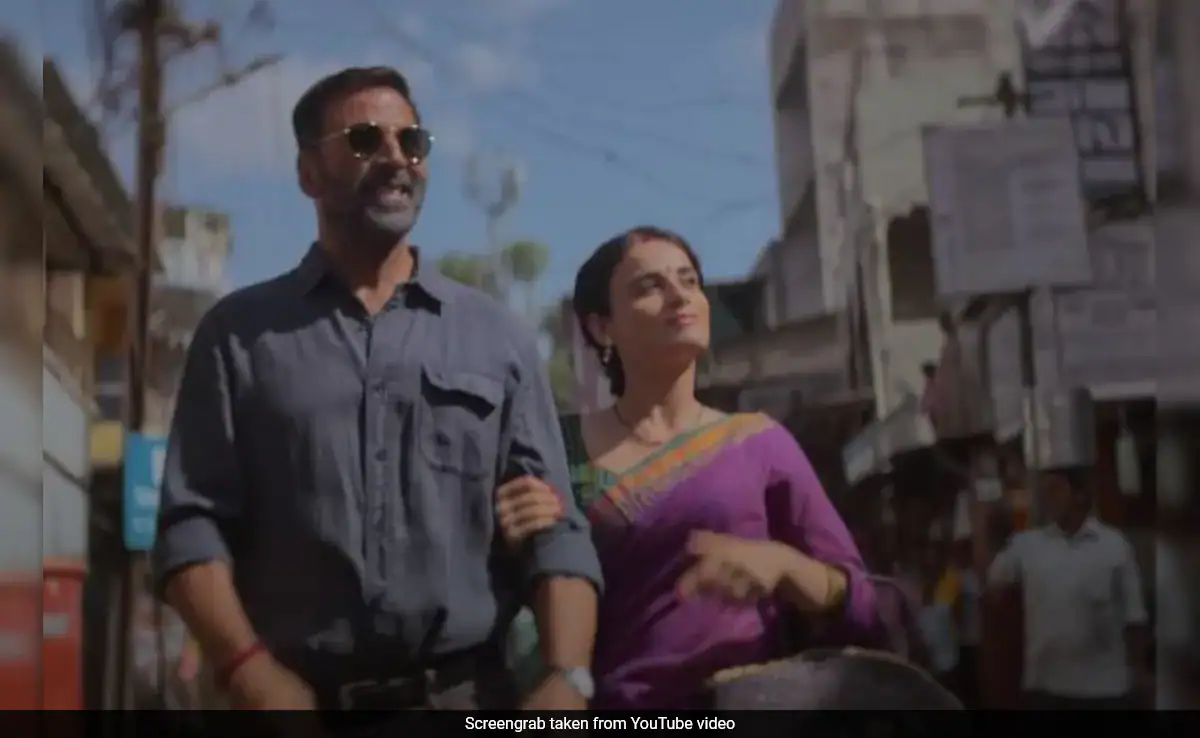<i>Sarfira</i> Song <i>Chaawat</i>: Akshay Kumar And Radhika Madan's Eventful Love Story