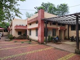 Crime: फांसी लगाता रहा पति और वीडियो कॉल पर लाइव नजारा देखती रही पत्नी, वजह जानकर रह जाएंगे सन्न