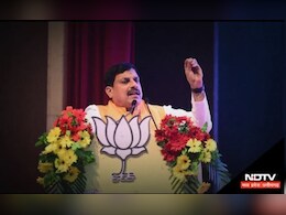 BJP Meeting: बीजेपी कार्यसमिति की बैठक में हारे हुए बूथों को जीतने पर दिया जोर, दो प्रस्ताव हुए पारित BJP Meeting: बीजेपी कार्यसमिति की बैठक में हारे हुए बूथों को जीतने पर दिया जोर, दो प्रस्ताव हुए पारित