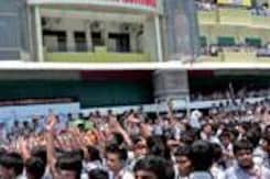 समझिए छात्रों के बढ़ते सुसाइड के लिए कौन हैं असल जिम्मेदार?