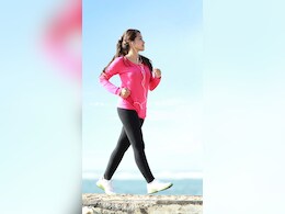 यहां 5 कारण दिए गए हैं कि आपको अपने दिन की शुरुआत कुछ कदम चलकर क्यों करनी चाहिए यहां 5 कारण दिए गए हैं कि आपको अपने दिन की शुरुआत कुछ कदम चलकर क्यों करनी चाहिए