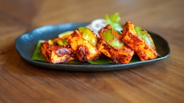 5 Desi Christmas Snacks That Will Totally Wow Your Guests