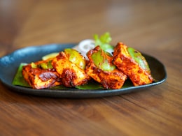 5 Desi Christmas Snacks That Will Totally Wow Your Guests 5 Desi Christmas Snacks That Will Totally Wow Your Guests
