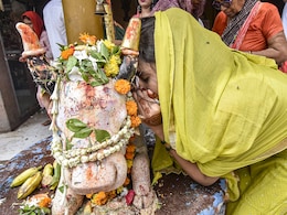 Sawan Somvar 2024: किस दिन पड़ने जा रहा है सावन का दूसरा सोमवार, शुभ मुहूर्त जानिए यहां Sawan Somvar 2024: किस दिन पड़ने जा रहा है सावन का दूसरा सोमवार, शुभ मुहूर्त जानिए यहां