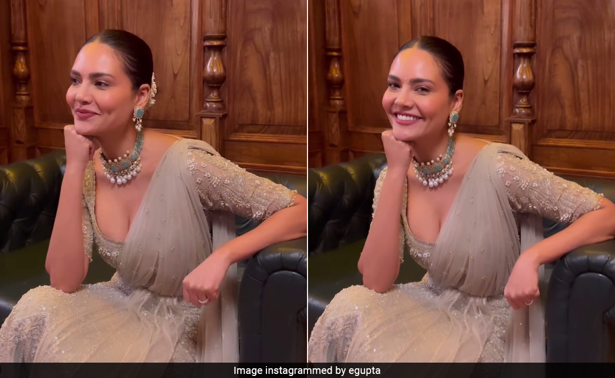 Esha Gupta In An Elegant Beige <i>Lehenga</i> Hit All The Right Festive Notes