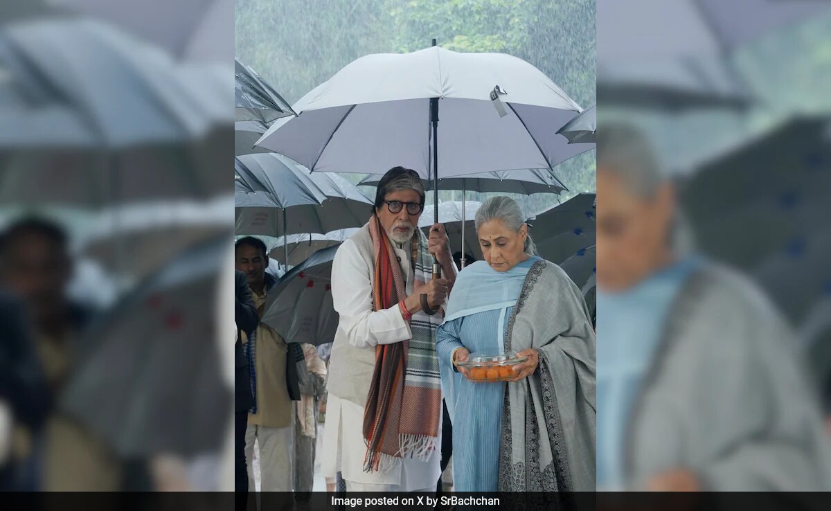 Mumbai Monsoon And Amitabh Bachchan's Shoot Life With Wife Jaya. See Pic