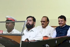 Maharashtra MLC Elections 2024: 11 सीटें 12 उम्मीदवार, क्रॉस वोटिंग की आशंका, चुनाव में होगा घमासान ! Maharashtra MLC Elections 2024: 11 सीटें 12 उम्मीदवार, क्रॉस वोटिंग की आशंका, चुनाव में होगा घमासान !