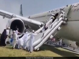 Watch: Pak Plane's Landing Gear Catches Fire, Fliers Slide Down Watch: Pak Plane's Landing Gear Catches Fire, Fliers Slide Down