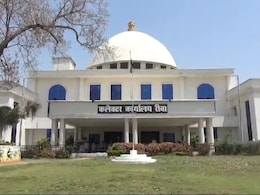 2 किस्त के बाद नहीं आयी Ladli Behna Yojna की राशि, सचिव-सरपंच से सीएम हेल्पलाइन तक महिलाएं लगा चुकी गुहार, अब पहुंची कलेक्ट्रेट ऑफिस