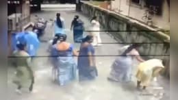 अनधिकृत बांधकामाची तक्रार केल्याने तक्रारदाराच्या घरावर भूमाफियांचा हल्ला, डोंबिवलीतील धक्कादायक प्रकार