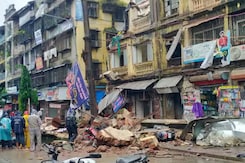 Woman Dies, Many Feared Trapped After Portion Of Mumbai Building Collapses Woman Dies, Many Feared Trapped After Portion Of Mumbai Building Collapses