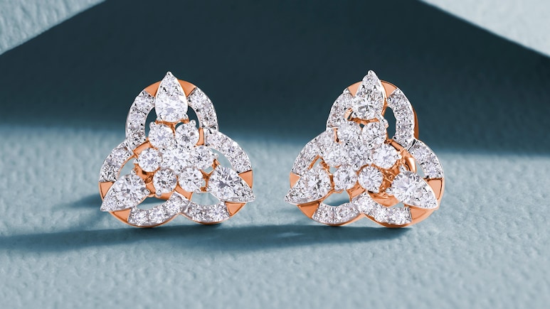 Giva, Clara के सिल्वर ईयररिंग्स पर पाएं 20% की छूट, फौरन करें Myntra का रूख Giva, Clara के सिल्वर ईयररिंग्स पर पाएं 20% की छूट, फौरन करें Myntra का रूख