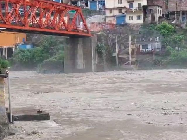 Char Dham Yatra Temporarily Halted Due To Heavy Rain Forecast In Uttarakhand