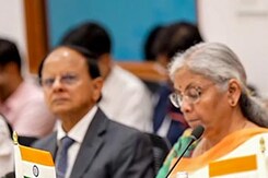 Union Budget 2024 को लेकर PM Modi की देश के बड़े अर्थशास्त्रियों के साथ बैठक जारी | NDTV India