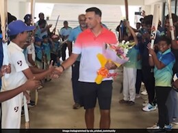 Watch: 'Gentleman' Rahul Dravid Asks Kids To Lower Bats As He Gets Guard Of Honour Watch: 'Gentleman' Rahul Dravid Asks Kids To Lower Bats As He Gets Guard Of Honour