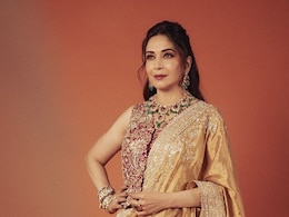 माधुरी दीक्षित ने शेयर किया डांस वीडियो, देखा तेनू गाने पर किया ऐसा डांस कि फैंस बोले- इस खूबसूरती की नहीं कोई सीमा... माधुरी दीक्षित ने शेयर किया डांस वीडियो, देखा तेनू गाने पर किया ऐसा डांस कि फैंस बोले- इस खूबसूरती की नहीं कोई सीमा...