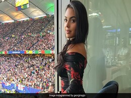 Not In A Portugal Jersey But A Dark Floral Dress Is How Georgina Rodriguez Supported Cristiano Ronaldo Not In A Portugal Jersey But A Dark Floral Dress Is How Georgina Rodriguez Supported Cristiano Ronaldo