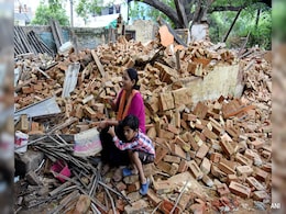 AAP vs BJP Again Over Demolition Activities In Delhi AAP vs BJP Again Over Demolition Activities In Delhi