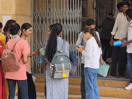 जैसलमेर के कॉलेजों में लेक्चरर की कमी, छात्रों के भविष्य पर गहराया संकट