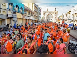 कावड यात्रेदरम्यान नेमप्लेटबाबत 'सर्वोच्च' आदेश, कोर्टाने काय सांगितलं?  कावड यात्रेदरम्यान नेमप्लेटबाबत 'सर्वोच्च' आदेश, कोर्टाने काय सांगितलं?