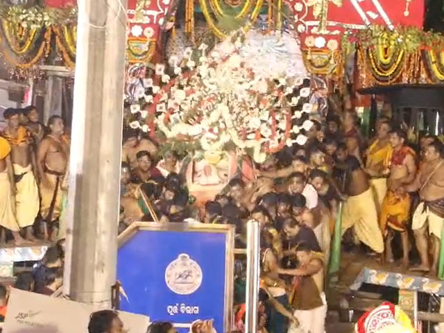 Lord Balabhadra's Idol Falls On People During Puri Rath Yatra, 9 Injured