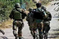 जम्मू-कश्मीर: डोडा में आतंकियों से मुठभेड़, सेना के एक अधिकारी समेत 4 जवान शहीद जम्मू-कश्मीर: डोडा में आतंकियों से मुठभेड़, सेना के एक अधिकारी समेत 4 जवान शहीद