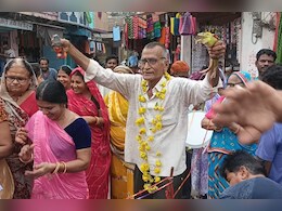 राजस्थान की एक ऐसी परंपरा जहां करवाई जाती है मेंढ़क की शादी, गाजे-बाजे के साथ लगते हैं 7 फेरे राजस्थान की एक ऐसी परंपरा जहां करवाई जाती है मेंढ़क की शादी, गाजे-बाजे के साथ लगते हैं 7 फेरे