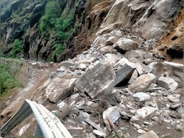 उत्तराखंड में भारी बारिश के बीच आया 3.5 तीव्रता का भूकंप, नदियों में आई बाढ़ उत्तराखंड में भारी बारिश के बीच आया 3.5 तीव्रता का भूकंप, नदियों में आई बाढ़