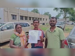CG News: छत्तीसगढ़ में आदिवासियों की जमीन का फर्जी नामांतरण! पीड़ित ने कलेक्टर से लगाई इंसाफ की गुहार CG News: छत्तीसगढ़ में आदिवासियों की जमीन का फर्जी नामांतरण! पीड़ित ने कलेक्टर से लगाई इंसाफ की गुहार