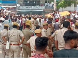 Rajasthan: बारां में बवाल की नौबत! मंदिर का गुंबद टूटने से नाराज हुआ हिंदू समाज, मुहर्रम जुलूस न निकलने की दी चेतावनी Rajasthan: बारां में बवाल की नौबत! मंदिर का गुंबद टूटने से नाराज हुआ हिंदू समाज, मुहर्रम जुलूस न निकलने की दी चेतावनी