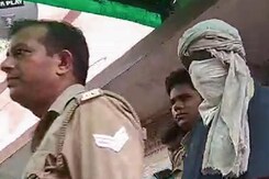Hathras Stampede का मुख्य आरोपी गिरफ्तार, राजनीतिक साजिश का एंगल तलाश रही जांच Team Hathras Stampede का मुख्य आरोपी गिरफ्तार, राजनीतिक साजिश का एंगल तलाश रही जांच Team