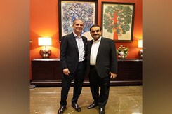 US Ambassador Garcetti 'Inspired' By Visit To Adani Green's Gujarat Facility US Ambassador Garcetti 'Inspired' By Visit To Adani Green's Gujarat Facility