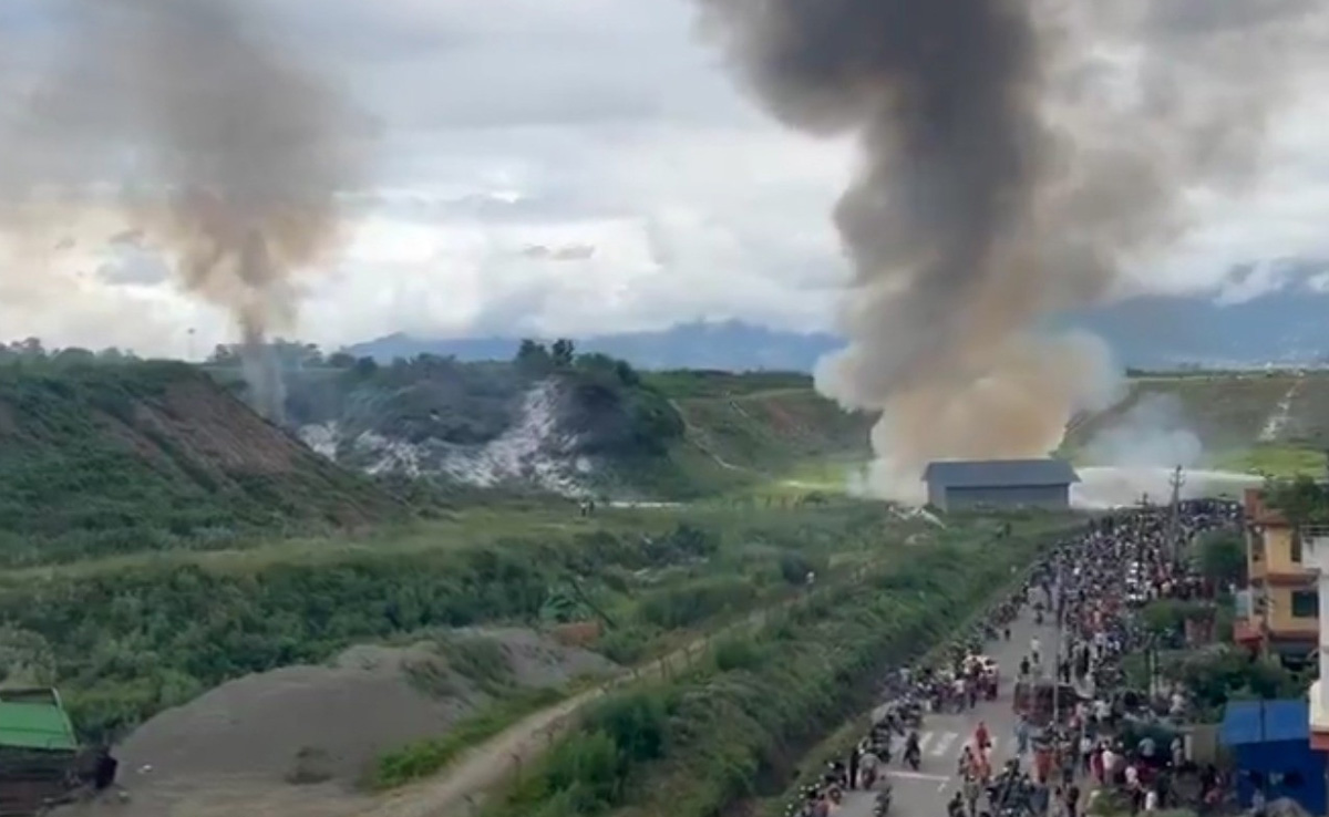 18 Killed After Plane Crashes While Taking Off At Kathmandu Airport 18 Killed After Plane Crashes While Taking Off At Kathmandu Airport
