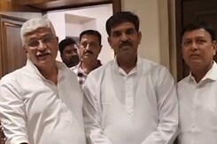 किशोर शेखावत ने पहनी चप्पल, BJP की जीत के लिए था प्रण किशोर शेखावत ने पहनी चप्पल, BJP की जीत के लिए था प्रण