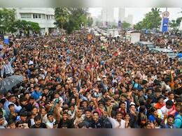 Team India Victory Parade: फैंस के हुजूम के सामने फीकी लगी समुद्र की लहरें, मरीन ड्राइव के वीडियो ने लूट ली महफिल Team India Victory Parade: फैंस के हुजूम के सामने फीकी लगी समुद्र की लहरें, मरीन ड्राइव के वीडियो ने लूट ली महफिल
