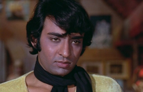 रंजीत की पत्नी की 10 तस्वीरें, बॉलीवुड की चकाचौंध से खुद को दूर रखती हैं अलोका बेदी